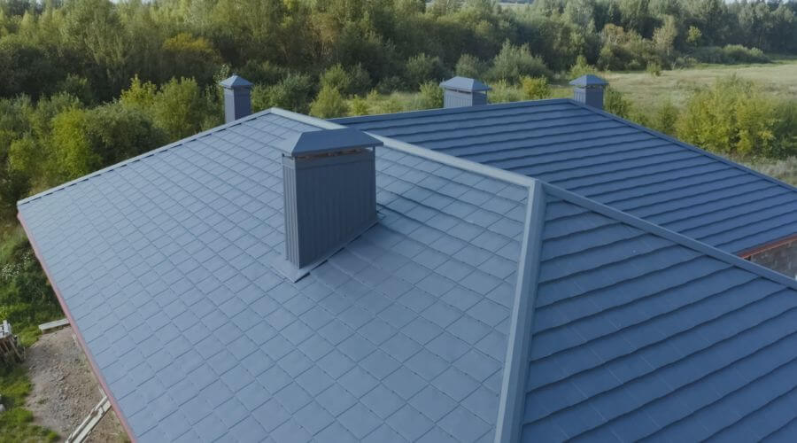 Professional metal roof installation in Savoy, TX
